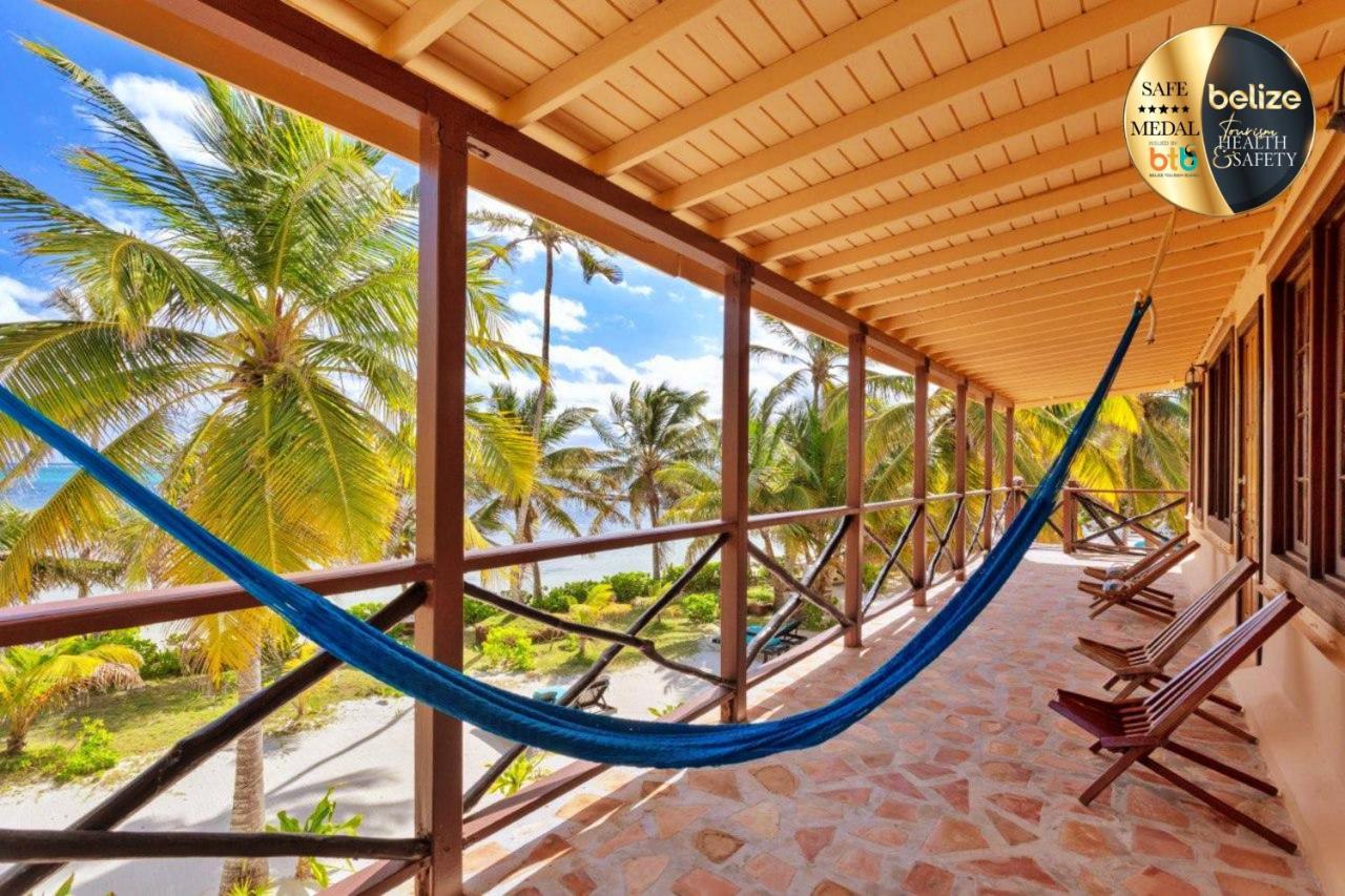 Portofino Beach Resort-An Authentic Island Escape! San Pedro  Exteriör bild
